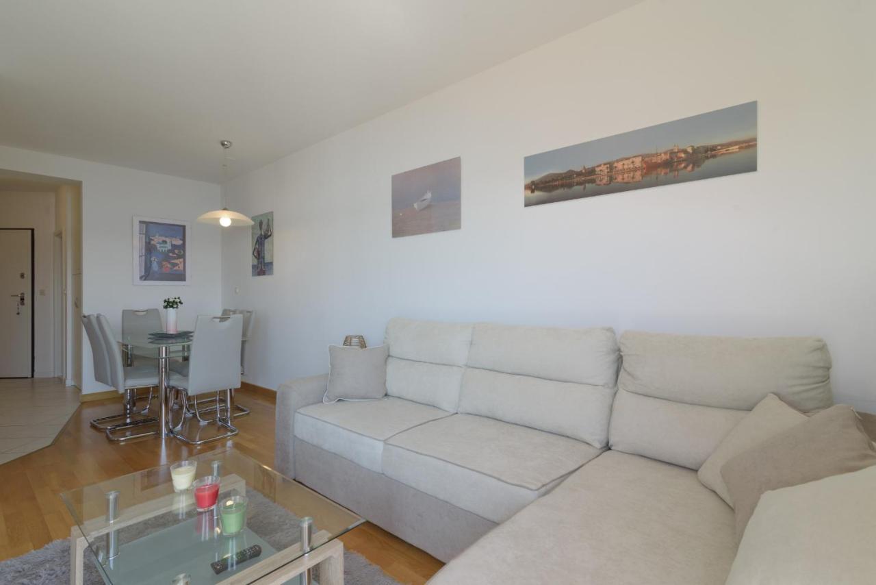 Apartment Marijana Traù Esterno foto